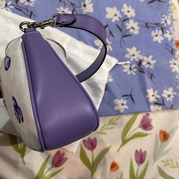 Coach Handbag With Blueberry Print - Picture 6 of 8